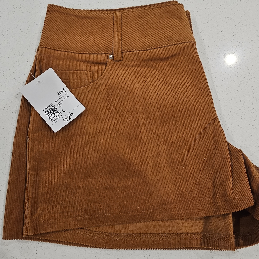 Forever 21 Corduroy shorts in Rust